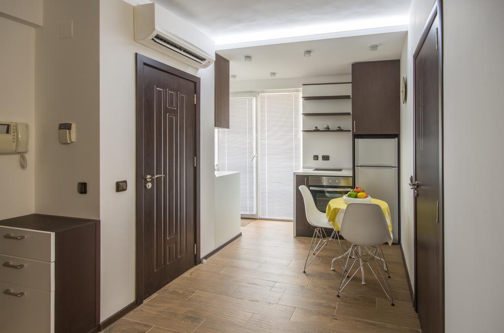 City Apartments La Casa Варна Экстерьер фото