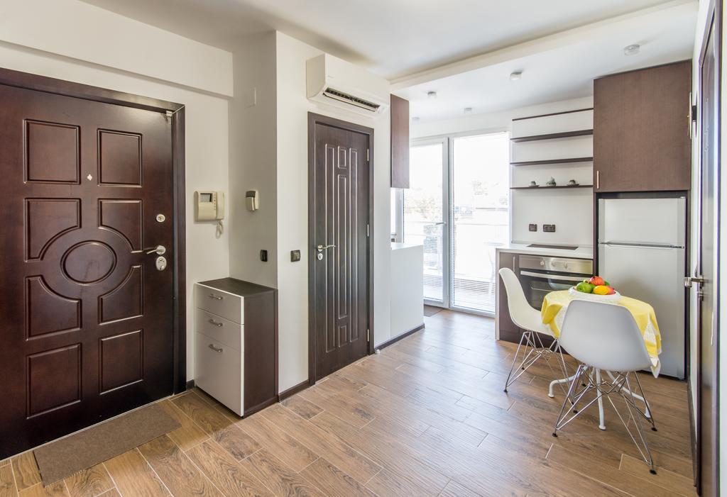 City Apartments La Casa Варна Экстерьер фото